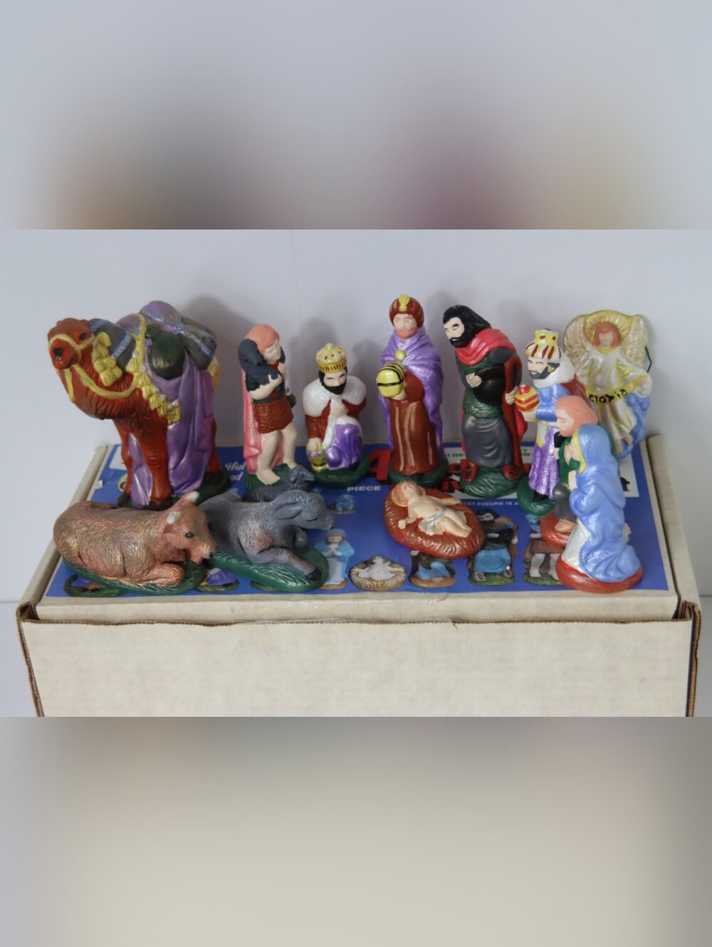Wee Crafts 14 Piece Nativity Set